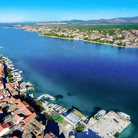 Apartments Villa Korina Бродариця Екстер'єр фото