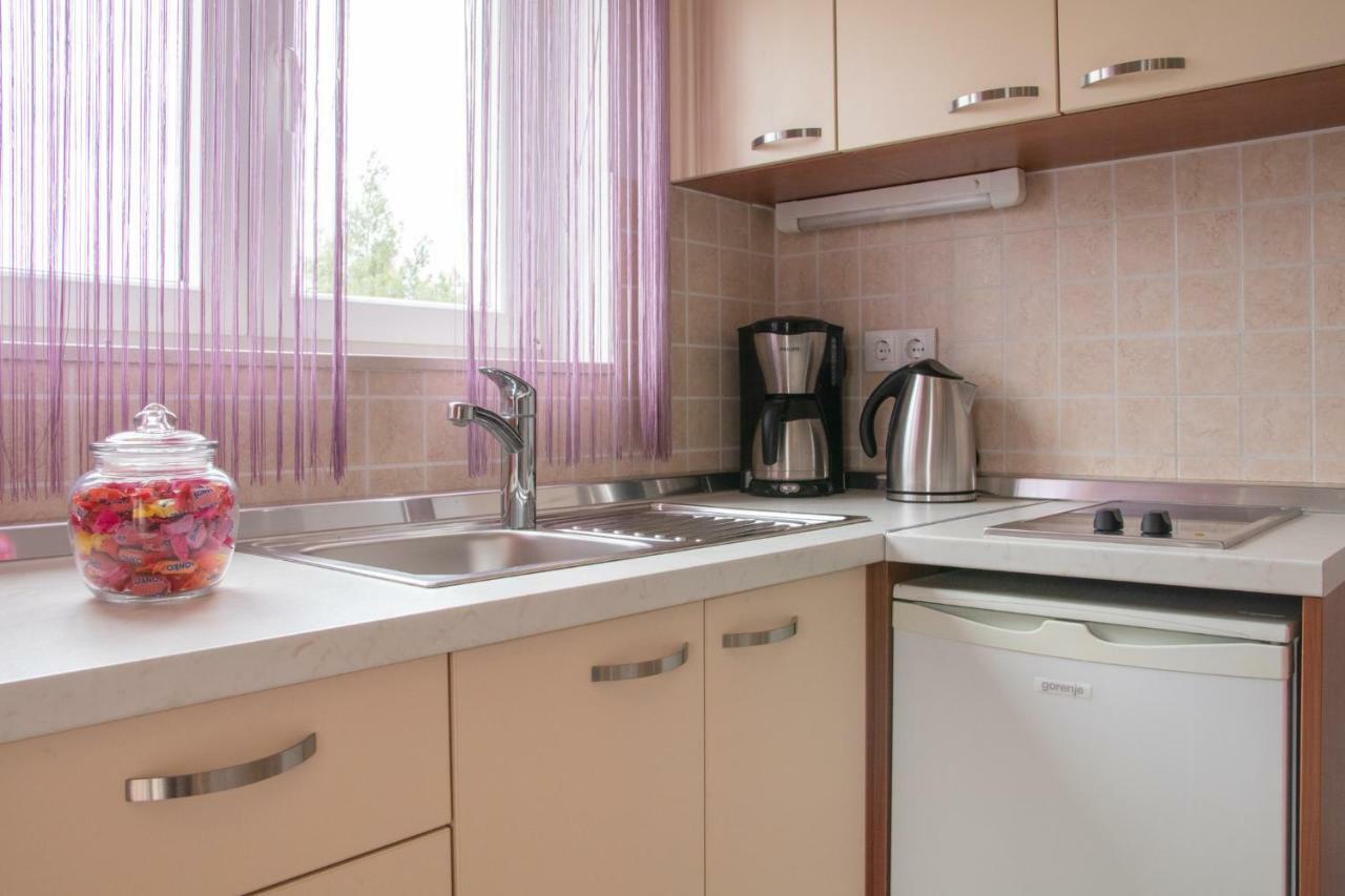Apartments Villa Korina Бродариця Екстер'єр фото